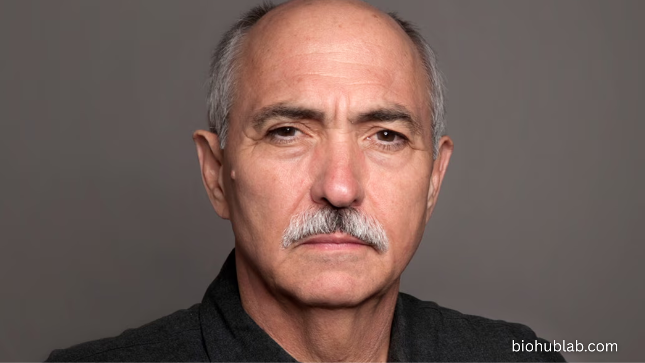Miguel Sandoval:Age, Net Worth, Family, Career ,height and weight 2025